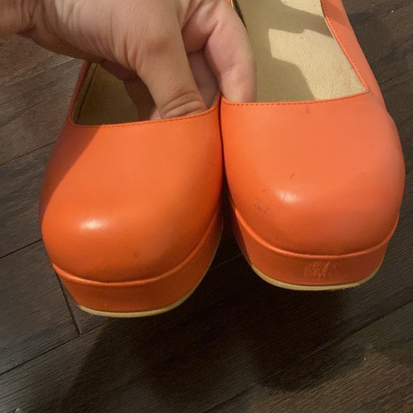 Intentionally Blank Coral Mary Jane - Picture 5 of 6